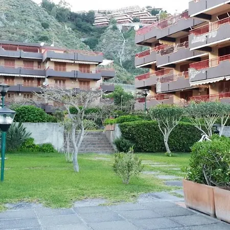 Apartamento Your In Letojanni