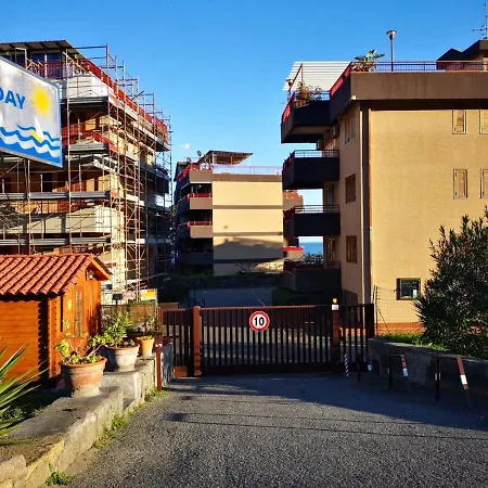 Apartamento Your In Letojanni